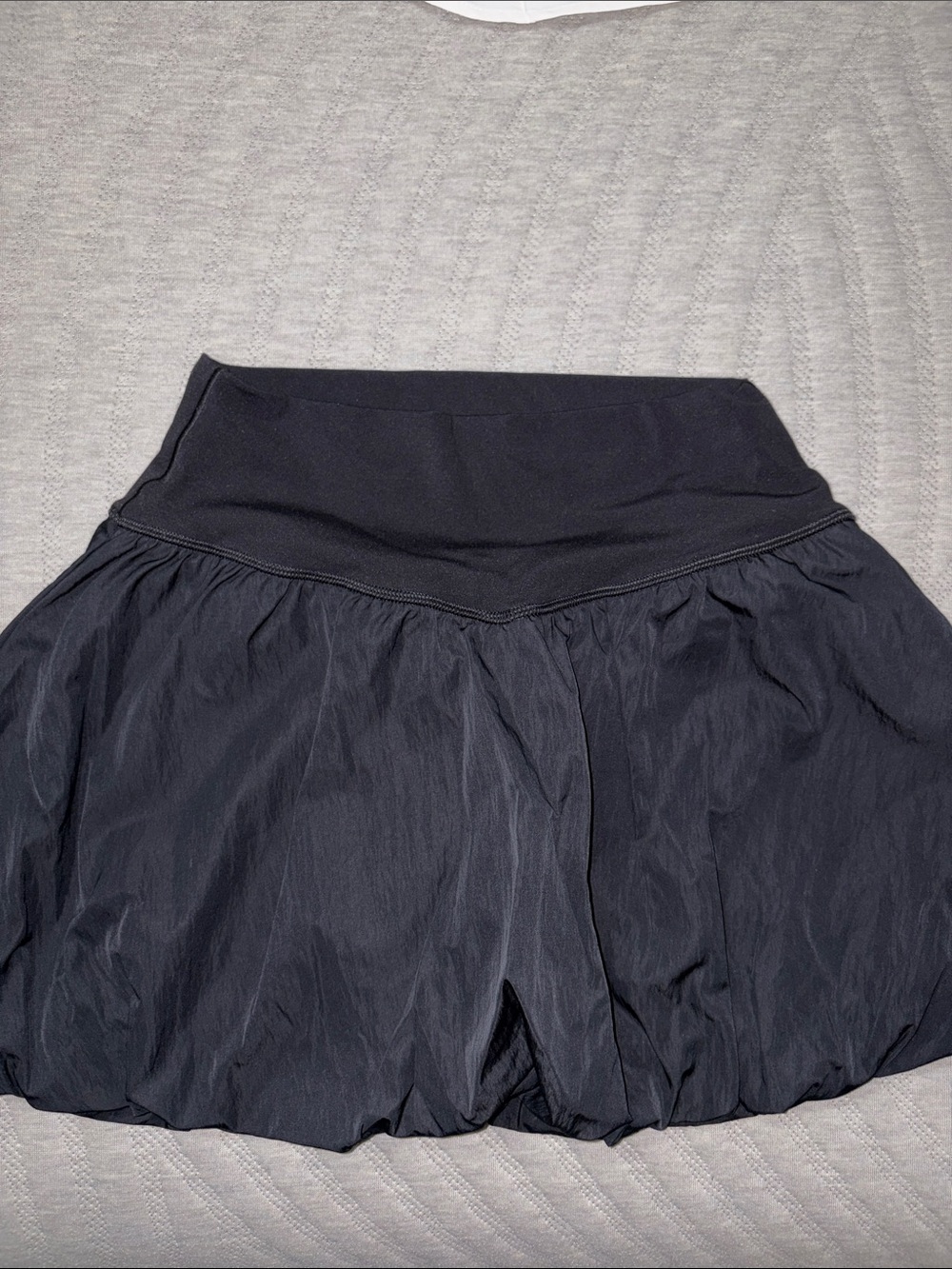 NWOT Aerie Black Bubble Skirted Shorts